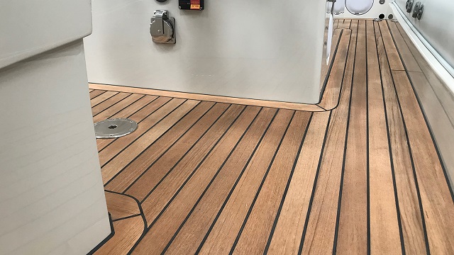 Unlocking restoration: Teak deck rubber seam repair in Benalmádena