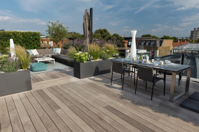 Aandachtspunten voor de aanleg van houten (dak)terrassen in Nederland