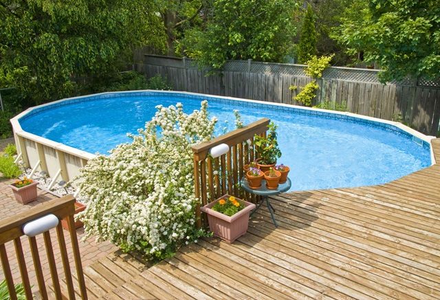 Checklist voor het laten plaatsen van een houten zwembadterras in Geel