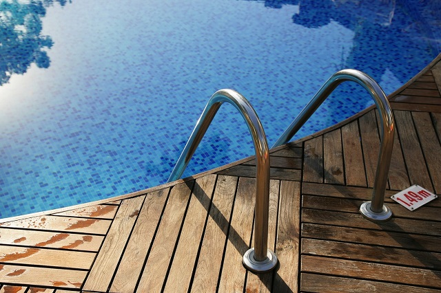 Checklist voor het laten aanleggen van een houten zwembadterras in Lommel